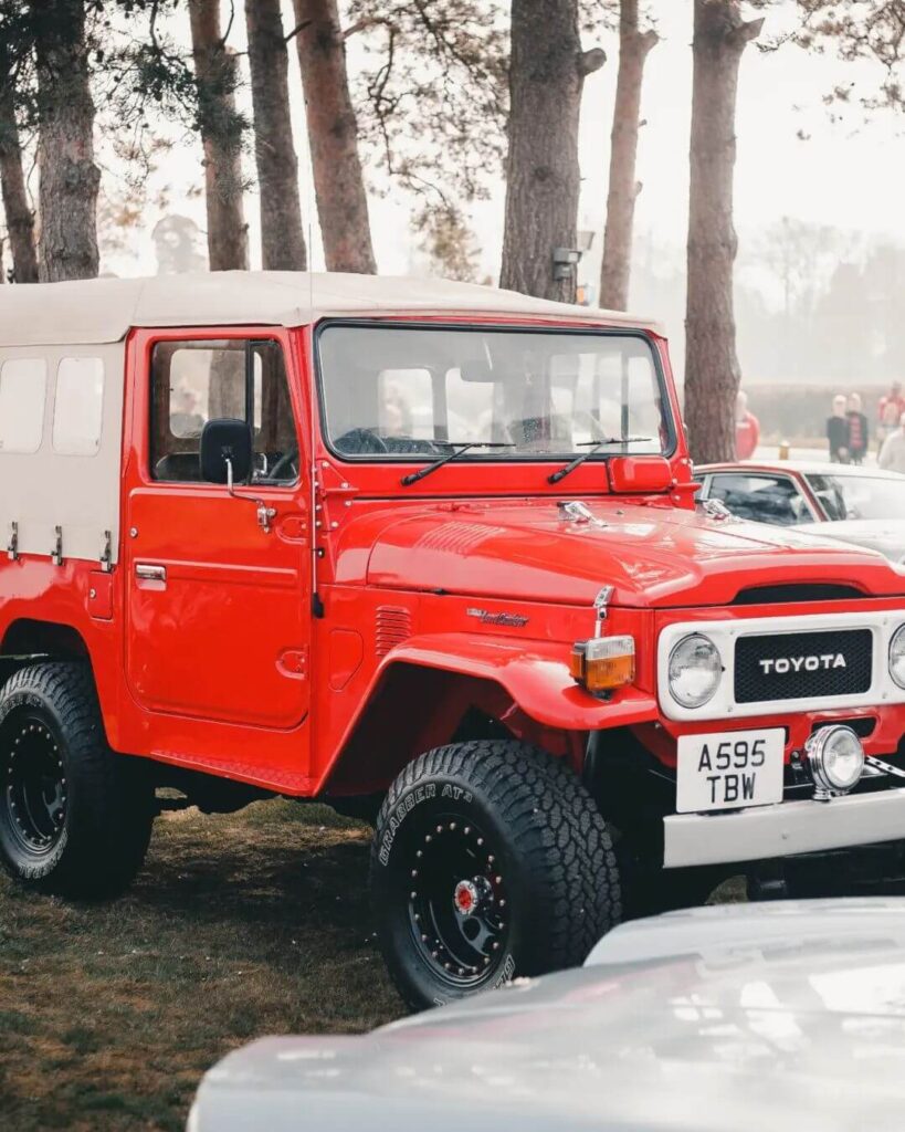 red jeep instagram background full hd